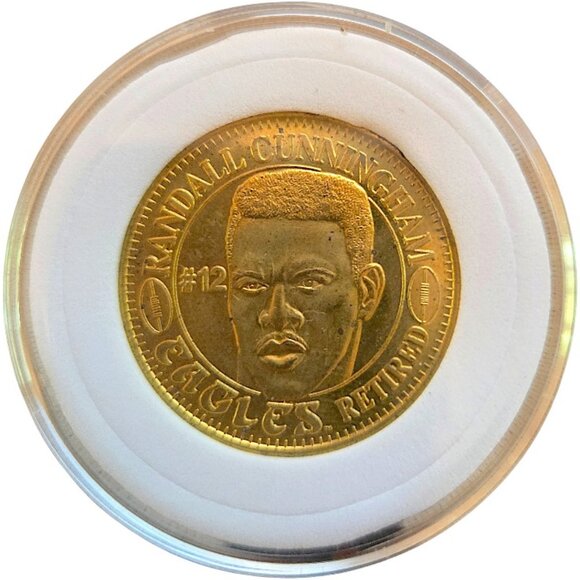 Randall Cunningham #12 Eagles RETIRED 1996 Pinnacle QB Club NFL Vintage Coin - Picture 1 of 4